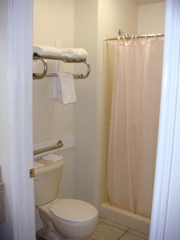 Eagle Pass Inn Motel 2*